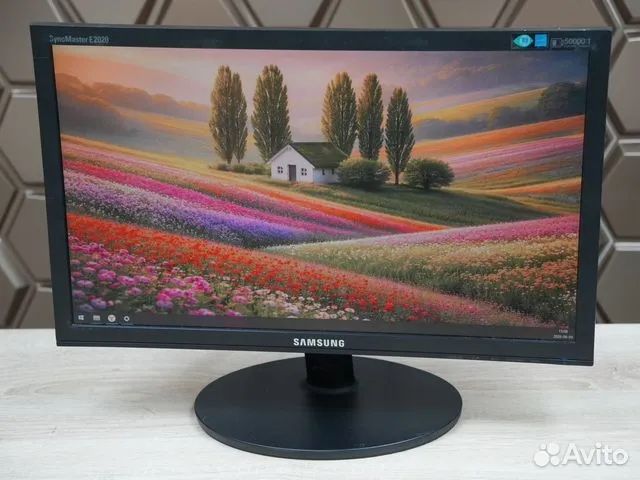Монитор Samsung