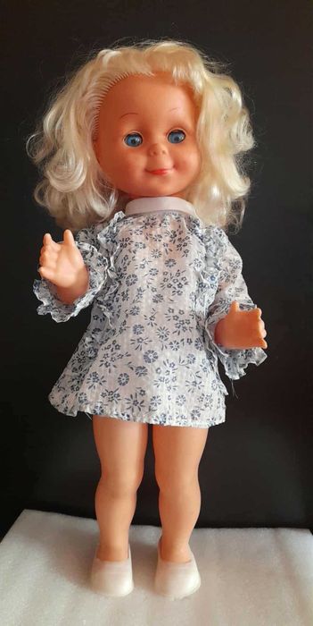 Papusa veche de colectie Aradeanca - Tatiana