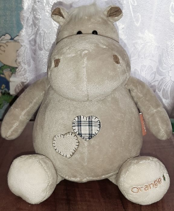 Плюшевая игрушка бегемот