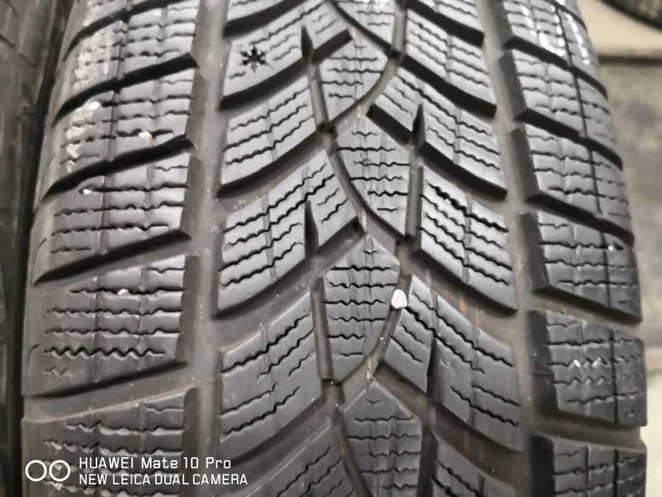 225 65 17 цола гуми като нови Goodyear dot 20