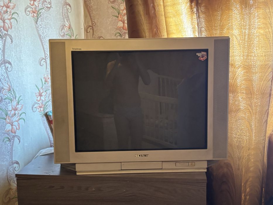 Сони,телефизор,самовывоз, рабочий полностью