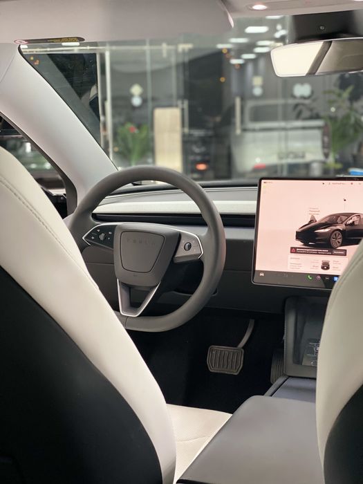 Tesla Model 3 Long Range Highland 2025 Restyling RWD Американец