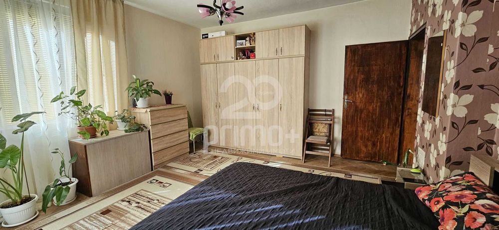 Продава се Етаж от къща в Велико Търново, Акация - 95 кв.м за 1422 €/кв.м - Снимка #1