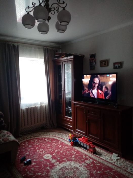 Продам комерческое здание с домом