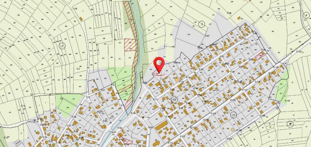 Продавам изключително атрактивен поземлен имот, с площ 982 кв.м, разположен в село Доспей, община Самоков, на 5 мин. от писта A1 Motor Park.