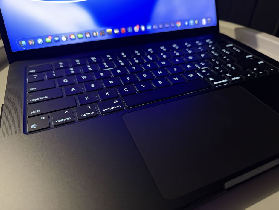 Срочно macbook pro 14 m4 pro 24+512