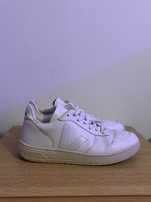 Veja V10 CWL - marimea 39