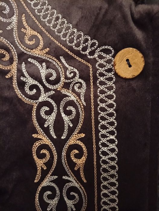 Продам камзол мужской, 9 тыс