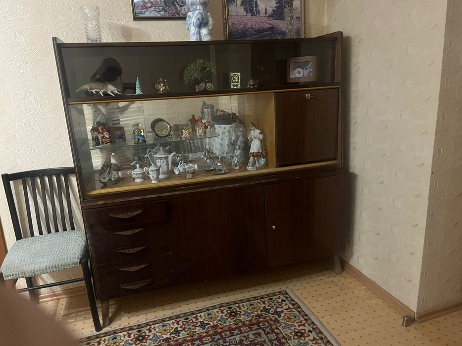 Продам два Серванта ССР