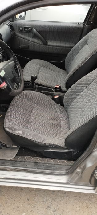 Пассат Б3 1.8 моно