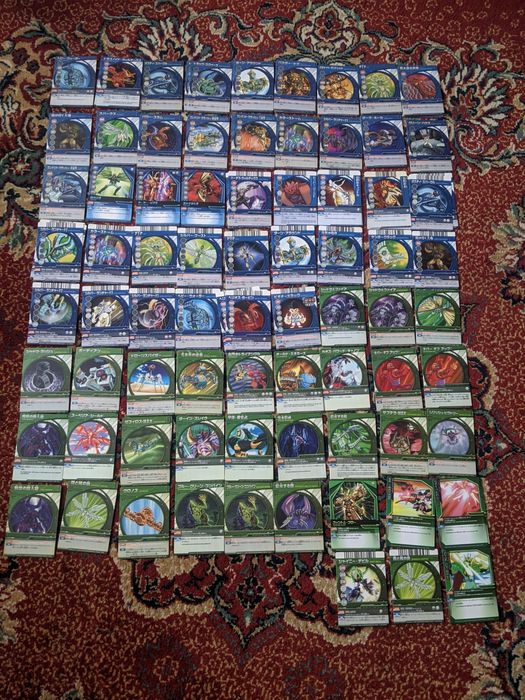 Продам бакуган из старых сезонов