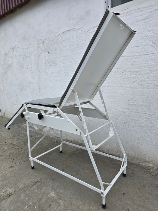 Стол для мед использования