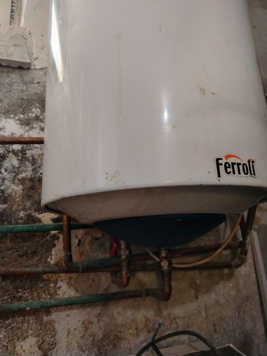 Boiler apa calda ferroli 150l