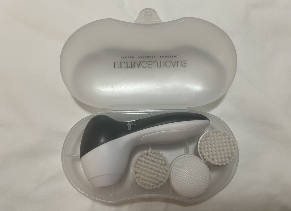 3-in-1 Ultraceuticals Cleansing Brush