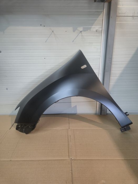 Aripa stanga Dacia Logan/Sandero 2012-2021
