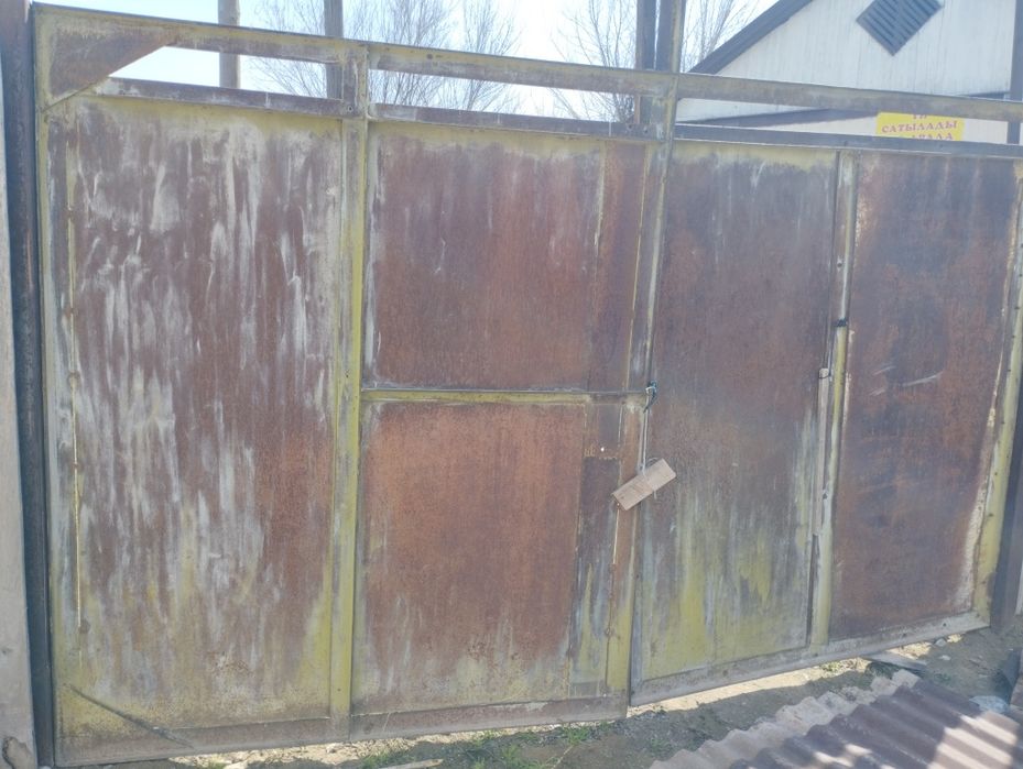 Ворота сатамын темір ауыр