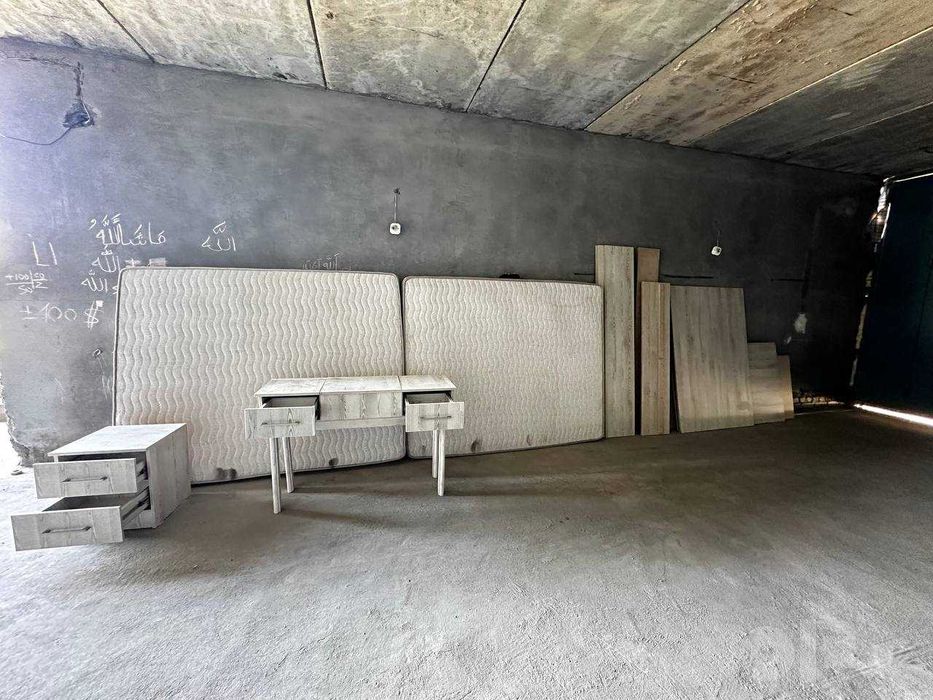 Mebel sotiladi, (Himchitka qilinsa boldi)