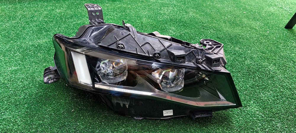Десен фар за Peugeot 508 Full LED / Пежо 508 Фул ЛЕД