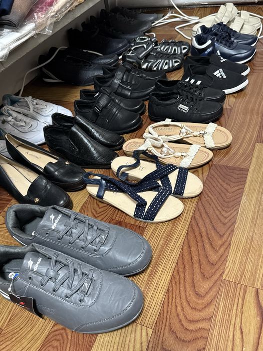 Кроссовки детские, обуви разные