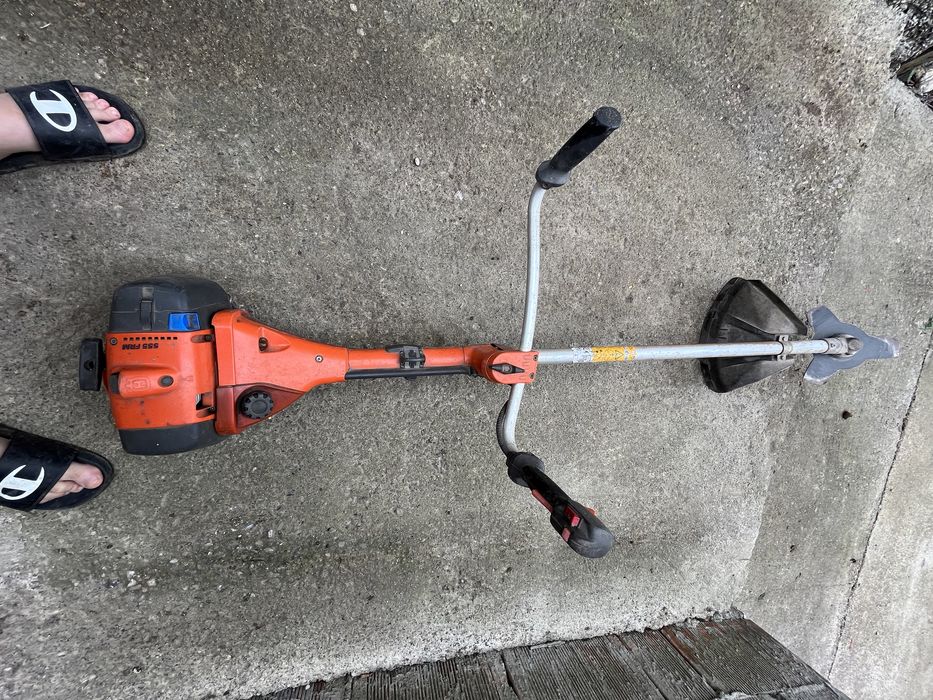 Husqvarna 555 FRM