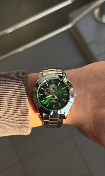 Часы Tissot 1853