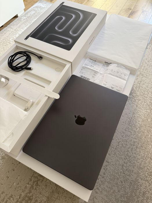 macbook pro m3 pro second hand si noi de vanzare • Anunturi • OLX.ro