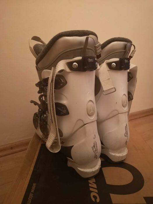 Clapari schi Atomic Super Comfort Fit cu sistem incalzire, mar 26.5-27
