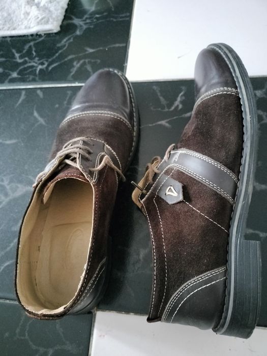 Pantofi bărbătești