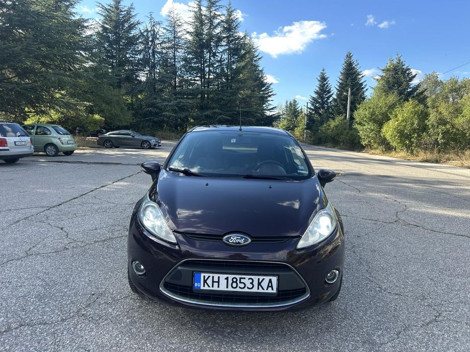 Ford Fiesta газ бензин 2011