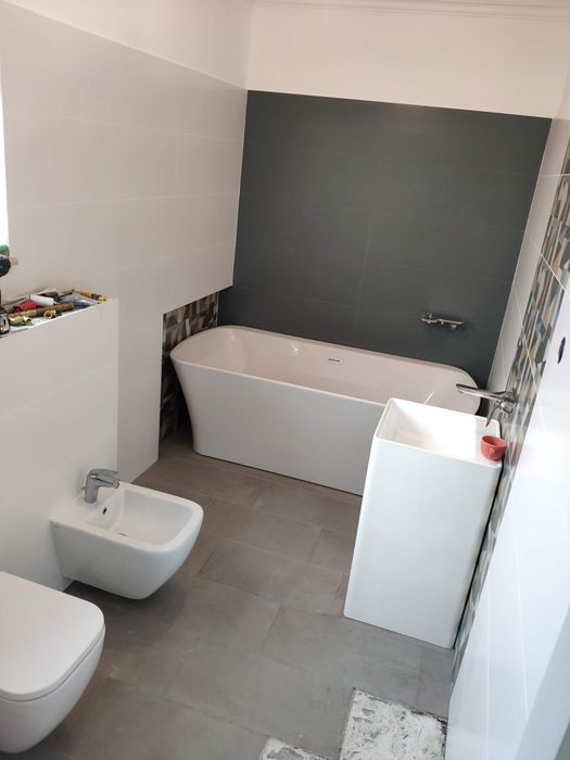 Montaj gresie si faianta, placari ceramice bai si terase