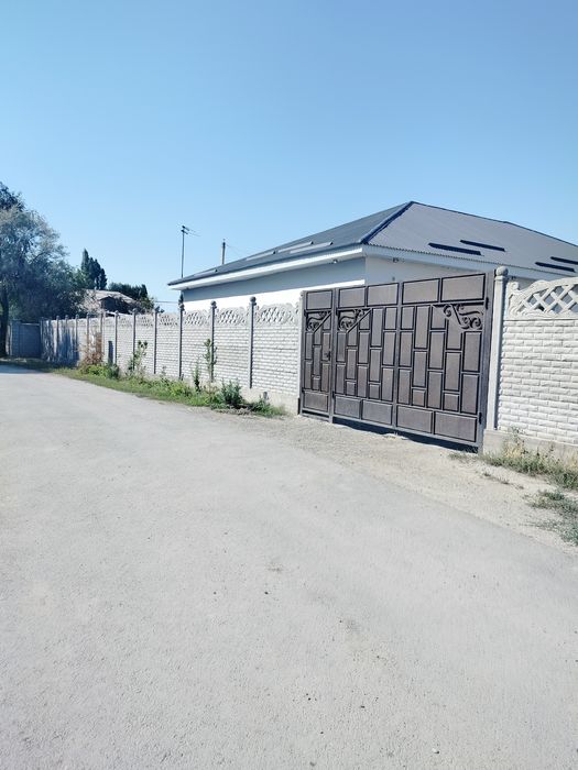 Продаётся дом с мебелью