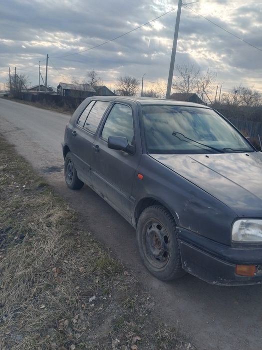 Продам машину мотор 1.6