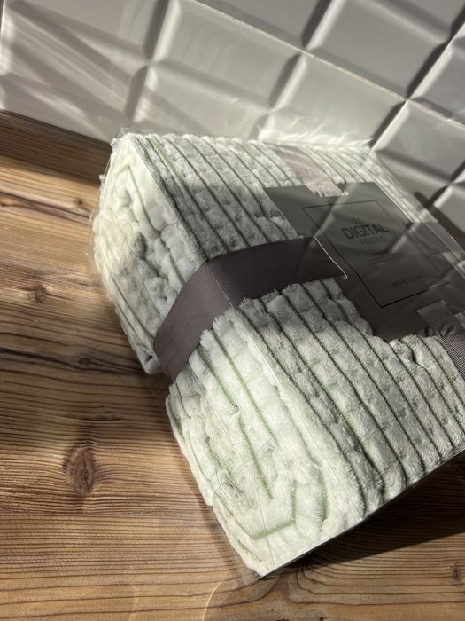 Плед в подарочной коробке