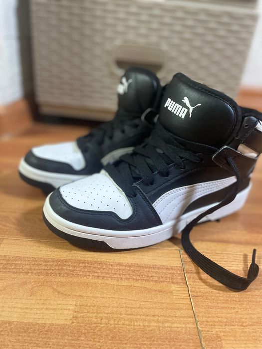 Ghete puma alb negru