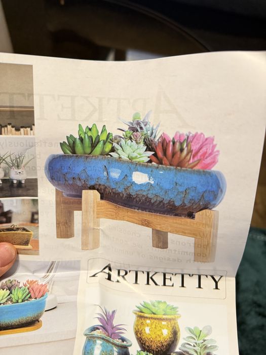 Vas ceramica pentru plante