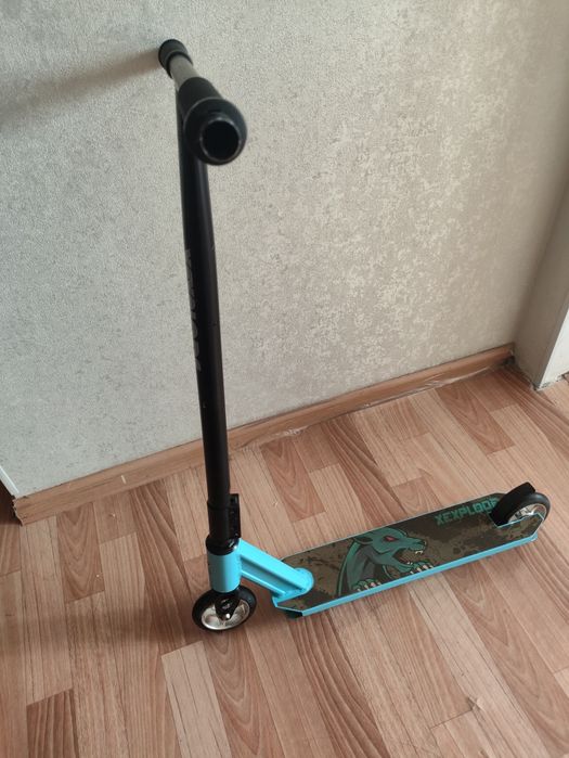 Продам самокат для мальчика.