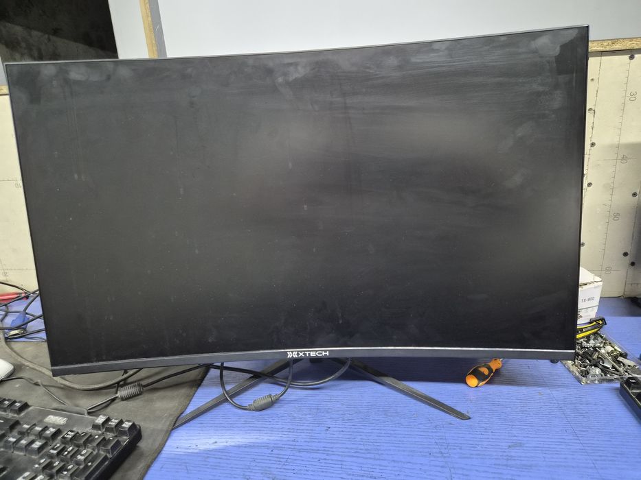 X tech manitor 27li 165ghz
