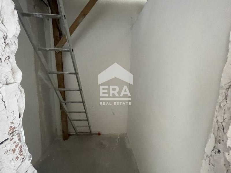 ERA Тера предлага за продажба многостаен мезонет в новостроящ се затво