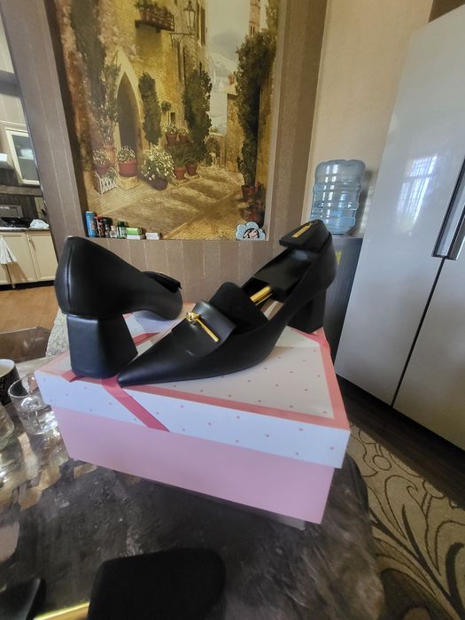 Туфли женские Италия