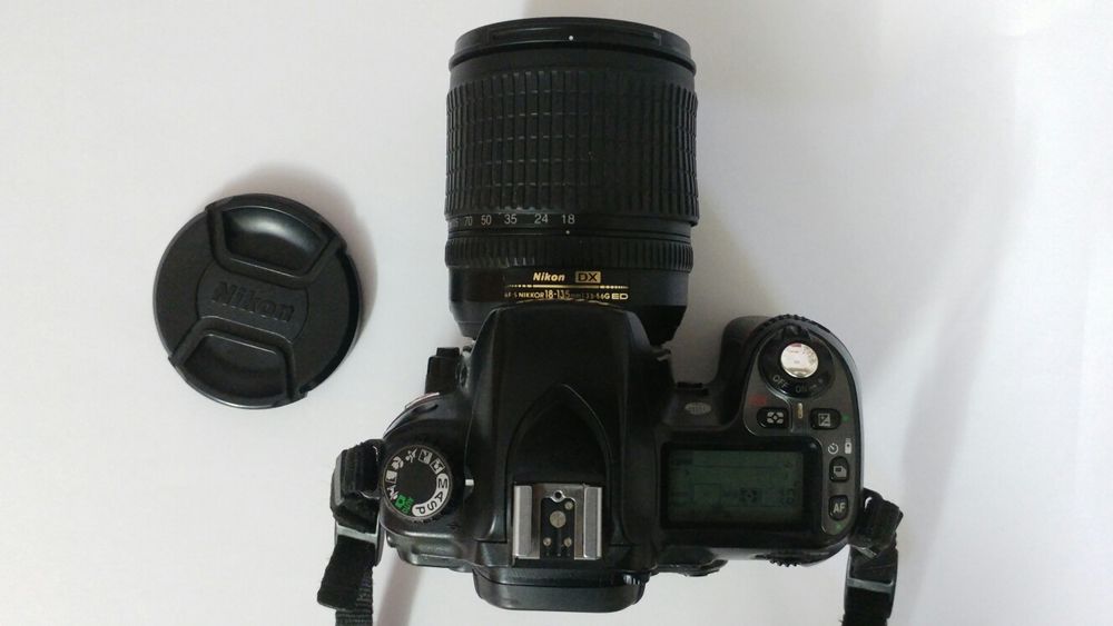 Nikon D80 + обектив AF-S Nikkor 18-135 mm.+Светкавица Olympus FL40