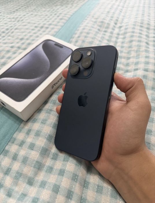 Продам Iphone 15 pro