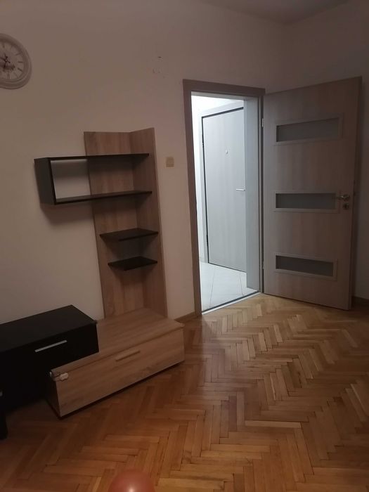 Дава се под наем Двустаен апартамент в София, Иван Вазов - 74 кв.м за 650 € - Снимка #1