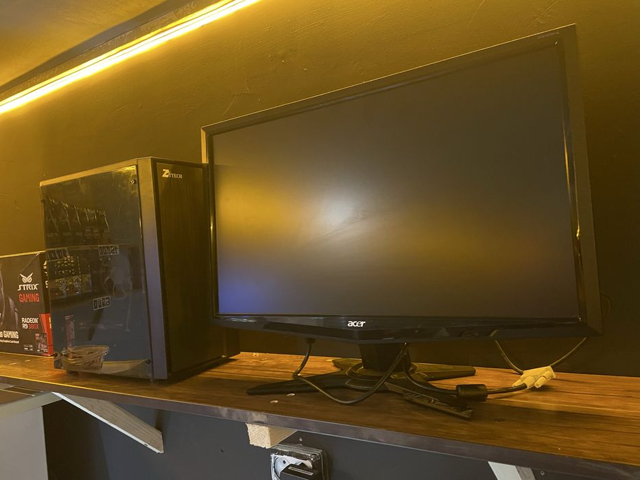 Компютер кс2 учун бюджетный монитор блан фулл комплект