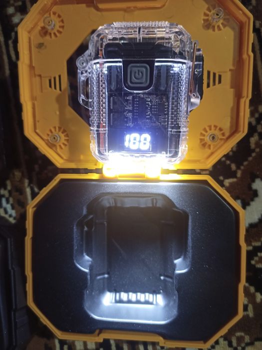 Зажигалка-фонарик