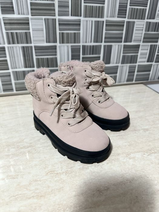 Ghete impermeabile cu sireturi