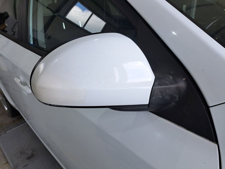 Oglinda dreapta KIA Ceed (SW) [Fabr 2007-2012] ALB
