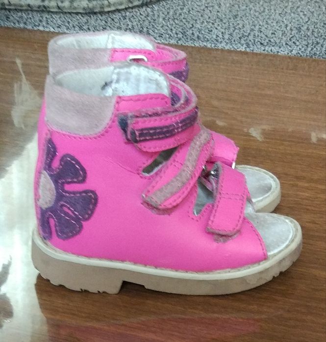 Сандалии ортопедические р. 20