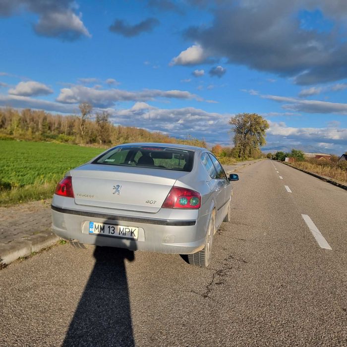 Vand peugeot 407 2.0 diesel.
