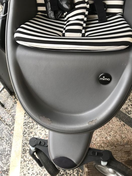 Количка mima xari