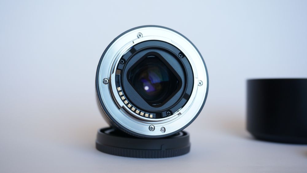 1.8/50 Sony 50 mm OOS  E-mount Обективът сони 50mm f1.8
